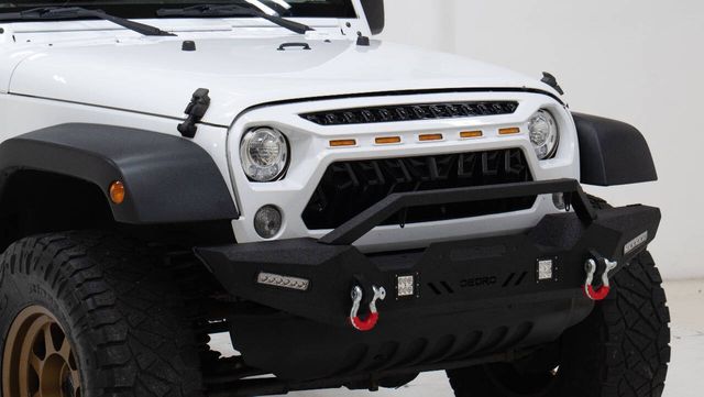 2017 Jeep Wrangler Unlimited Sport Image 3 of 60