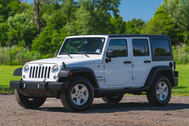 2017 Jeep Wrangler Unlimited Sport Image 1 of 78