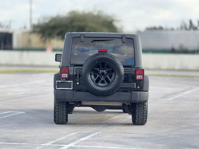 2017 Jeep Wrangler Unlimited Sport Image 12 of 33