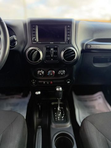 2017 Jeep Wrangler Unlimited Sport Image 26 of 33