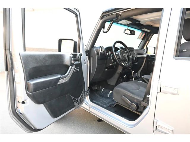 2017 Jeep Wrangler Unlimited Sport Image 25 of 30