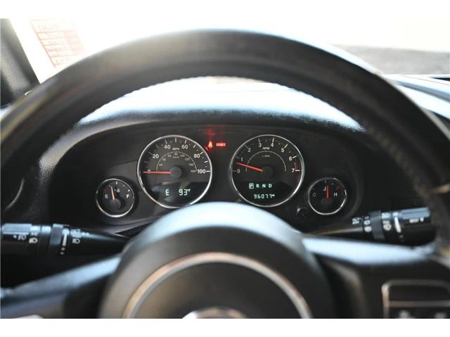 2017 Jeep Wrangler Unlimited Sport Image 21 of 30