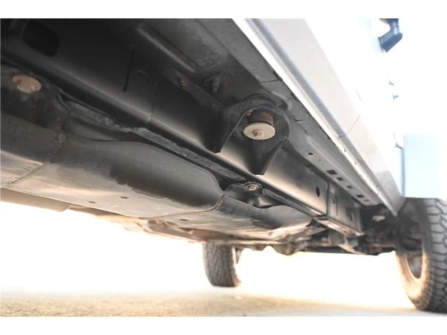 2017 Jeep Wrangler Unlimited Sport Image 3 of 30