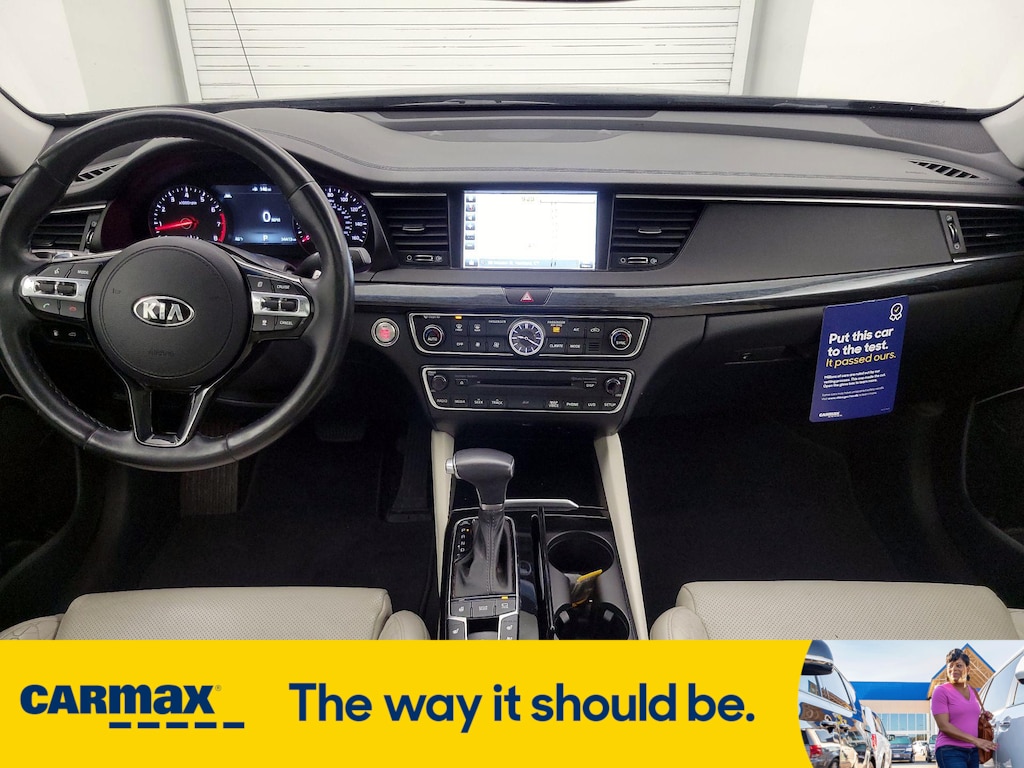 Vehicle image 11 of 29