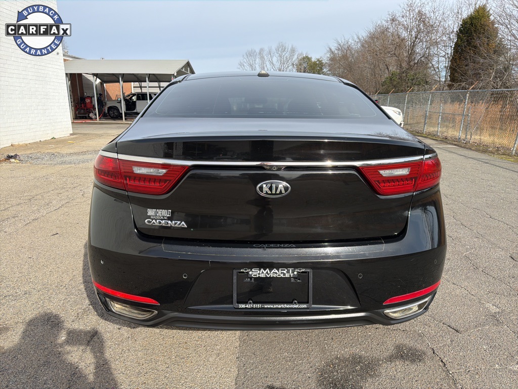 2017 Kia Cadenza Premium Image 5 of 37