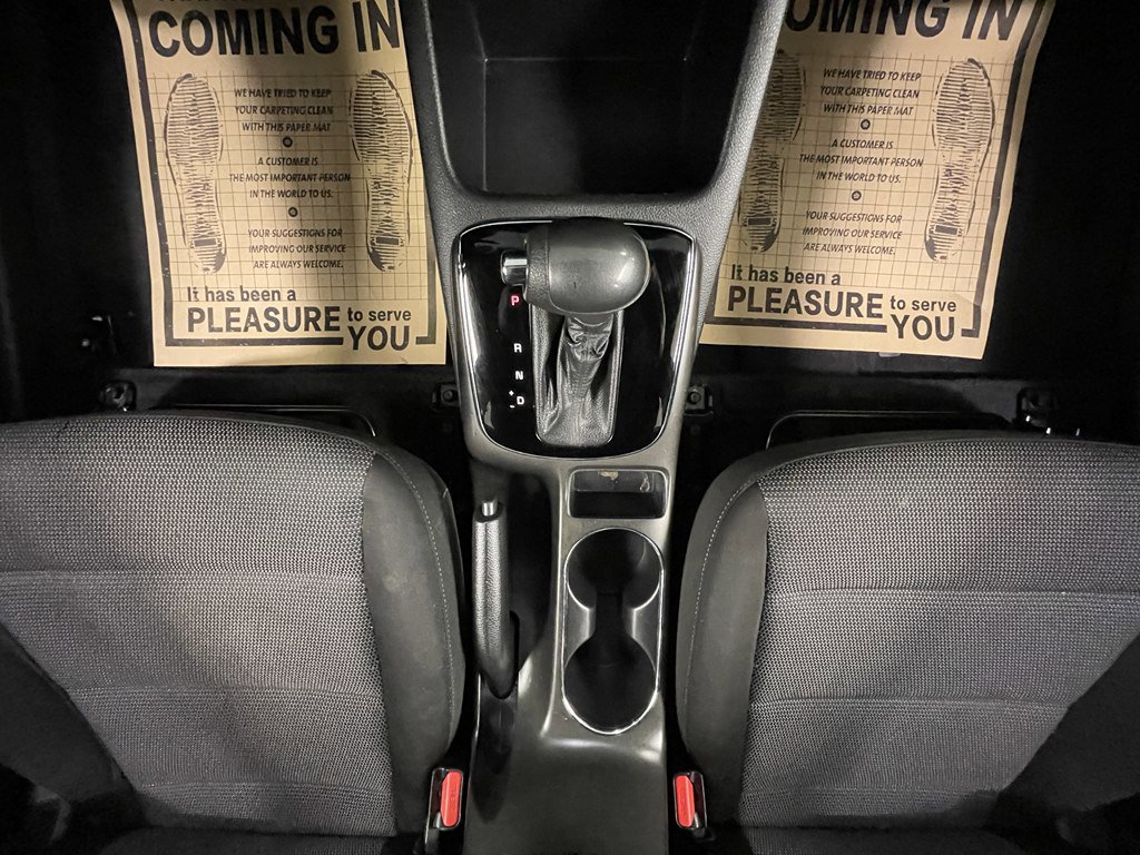 Vehicle image 17 of 23
