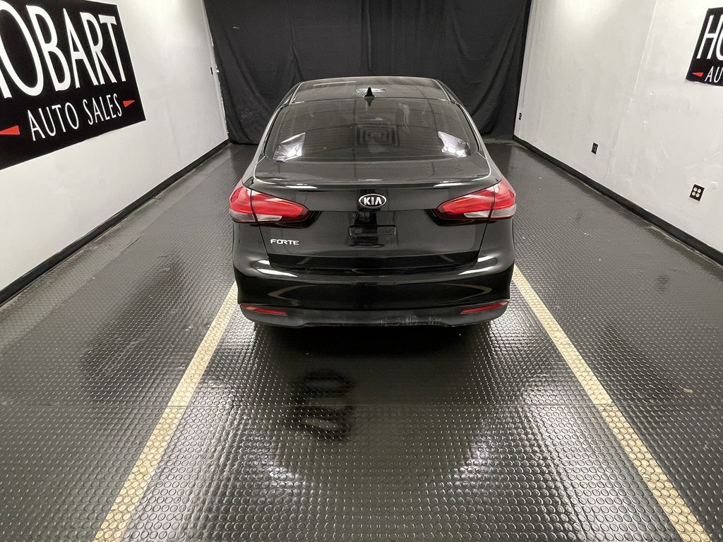 Vehicle image 6 of 23