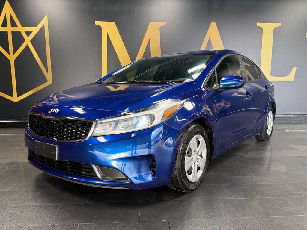 2017 Kia Forte LX Image 1 of 22