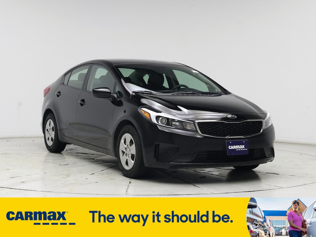 Vehicle image 6 of 28