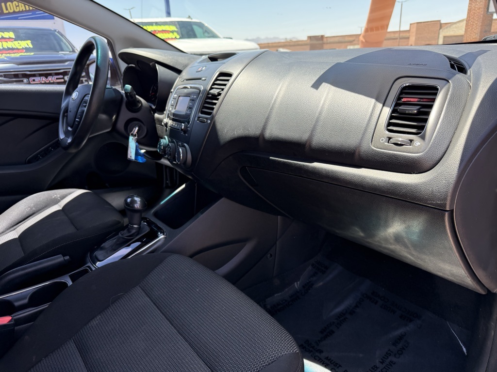 Vehicle image 22 of 23
