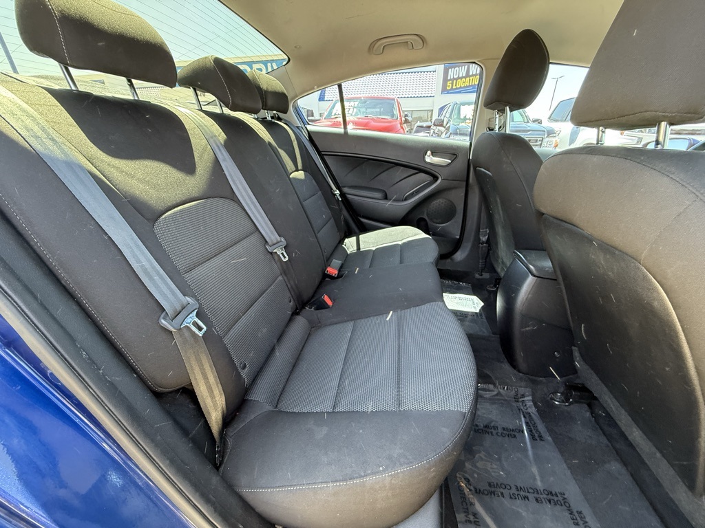 Vehicle image 20 of 23