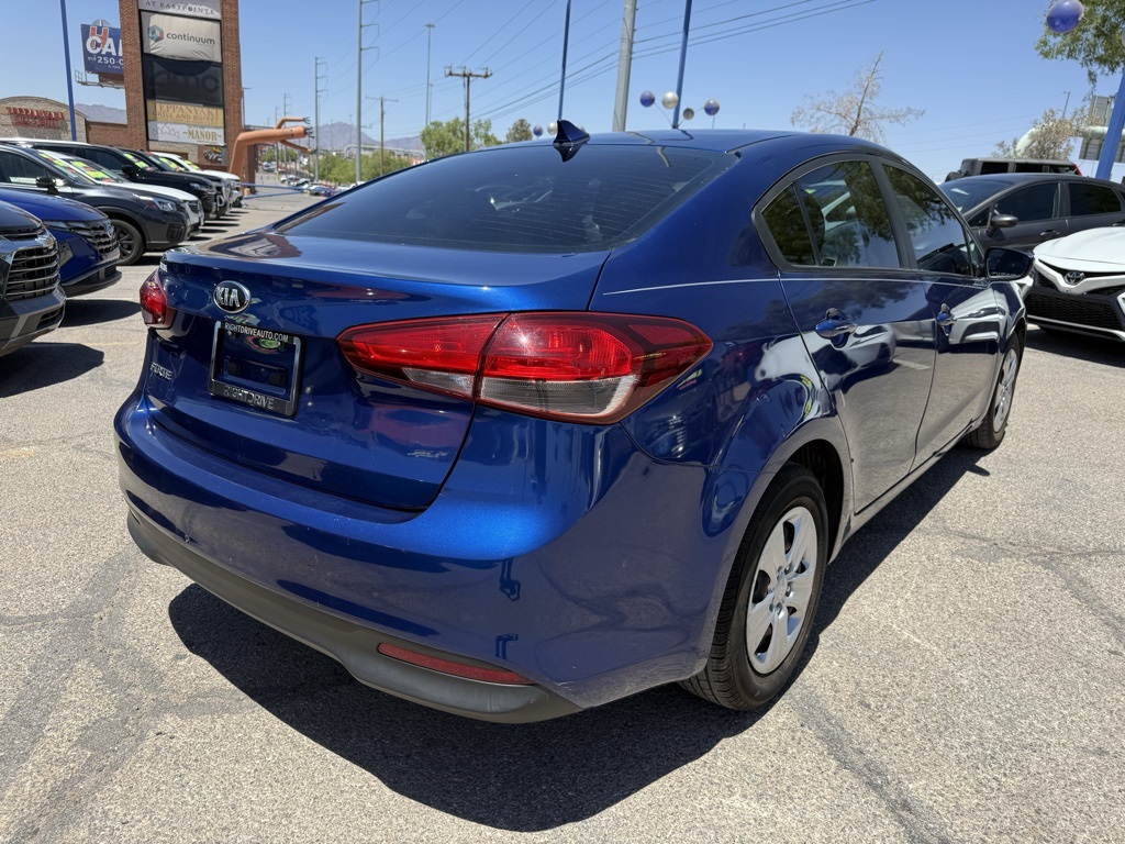 Vehicle image 3 of 23