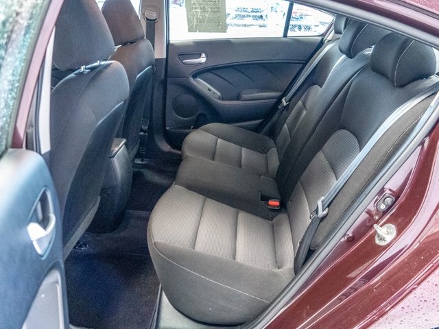 Vehicle image 11 of 20