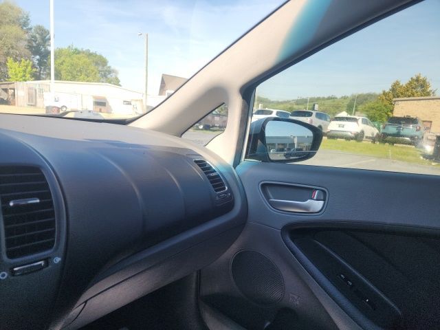 Vehicle image 21 of 22