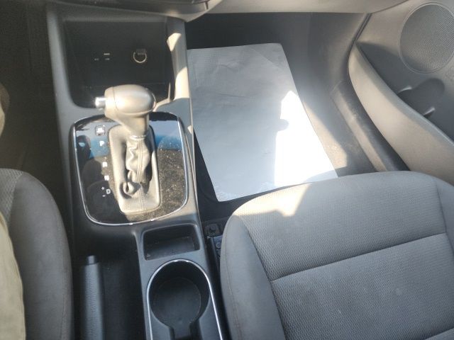Vehicle image 20 of 22