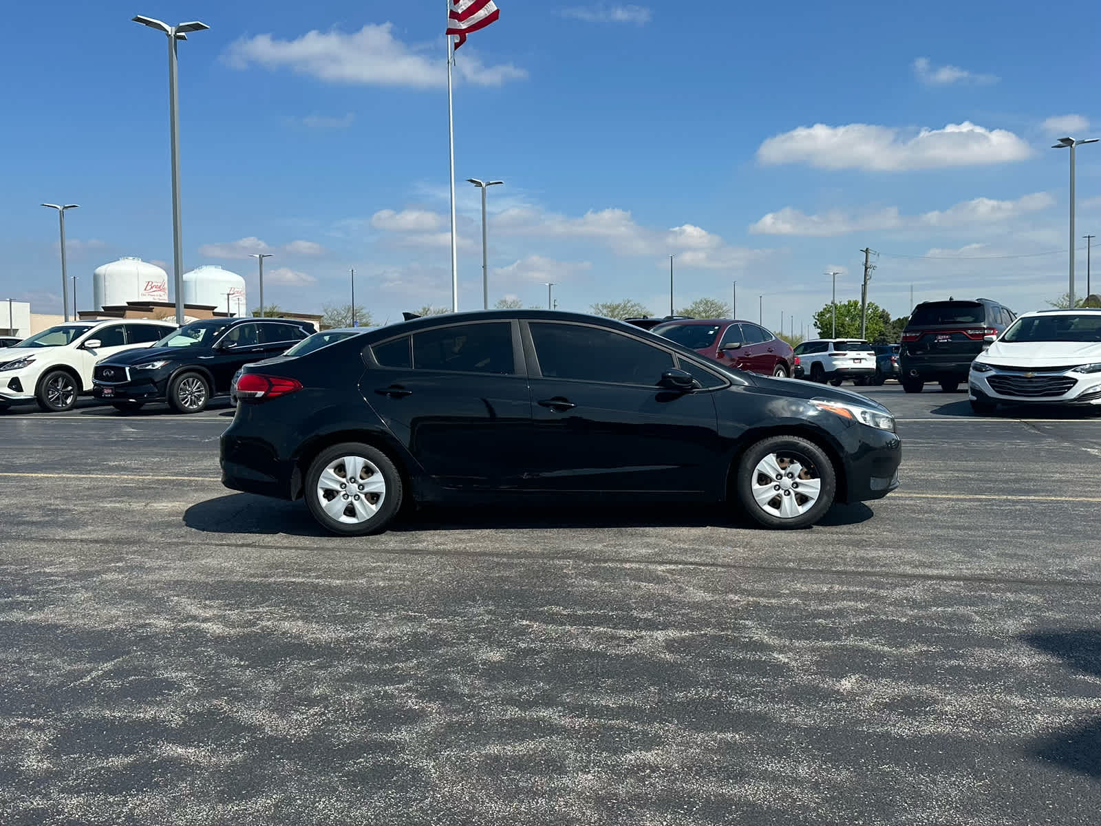 Vehicle image 6 of 33
