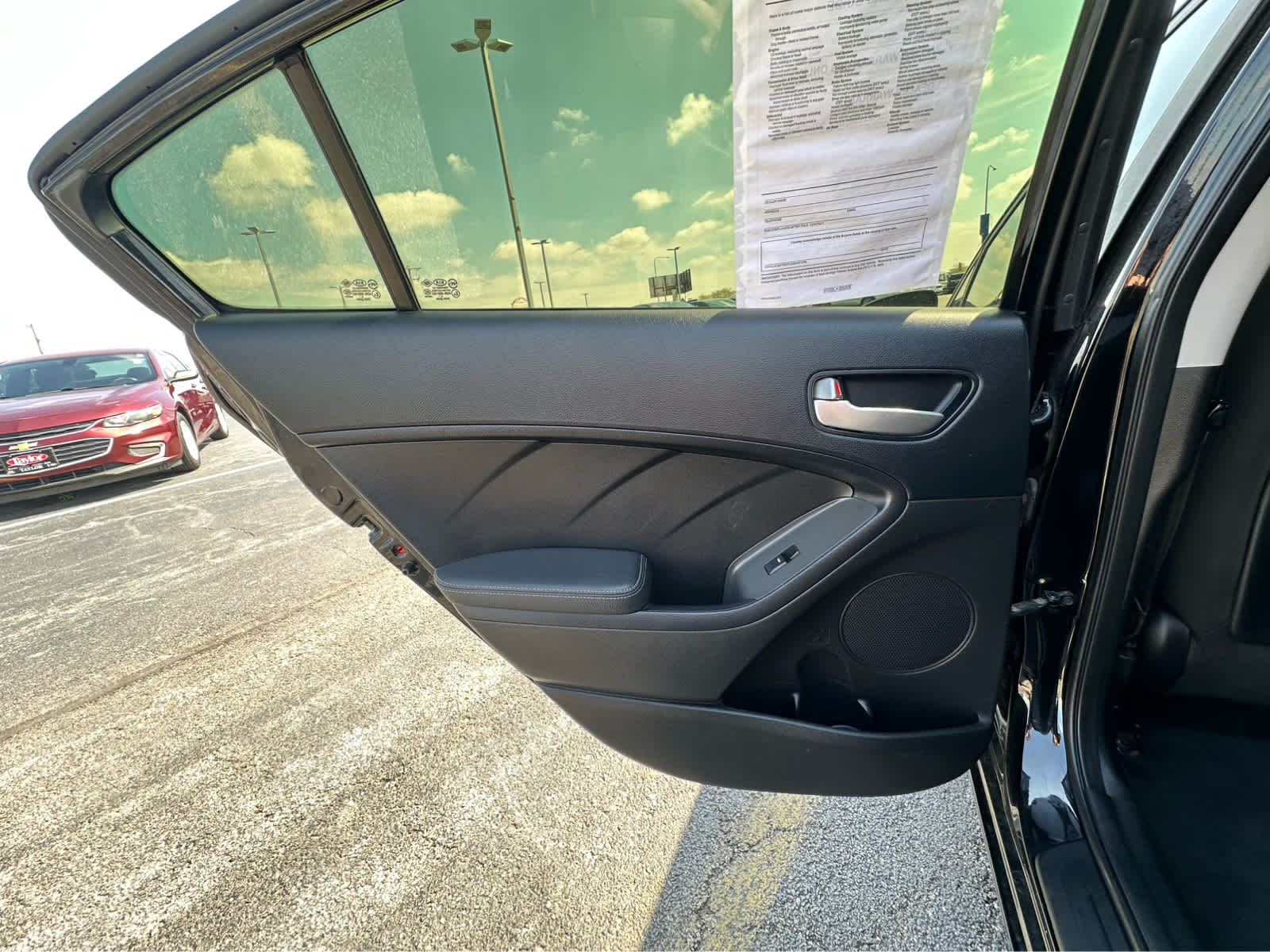 Vehicle image 22 of 33