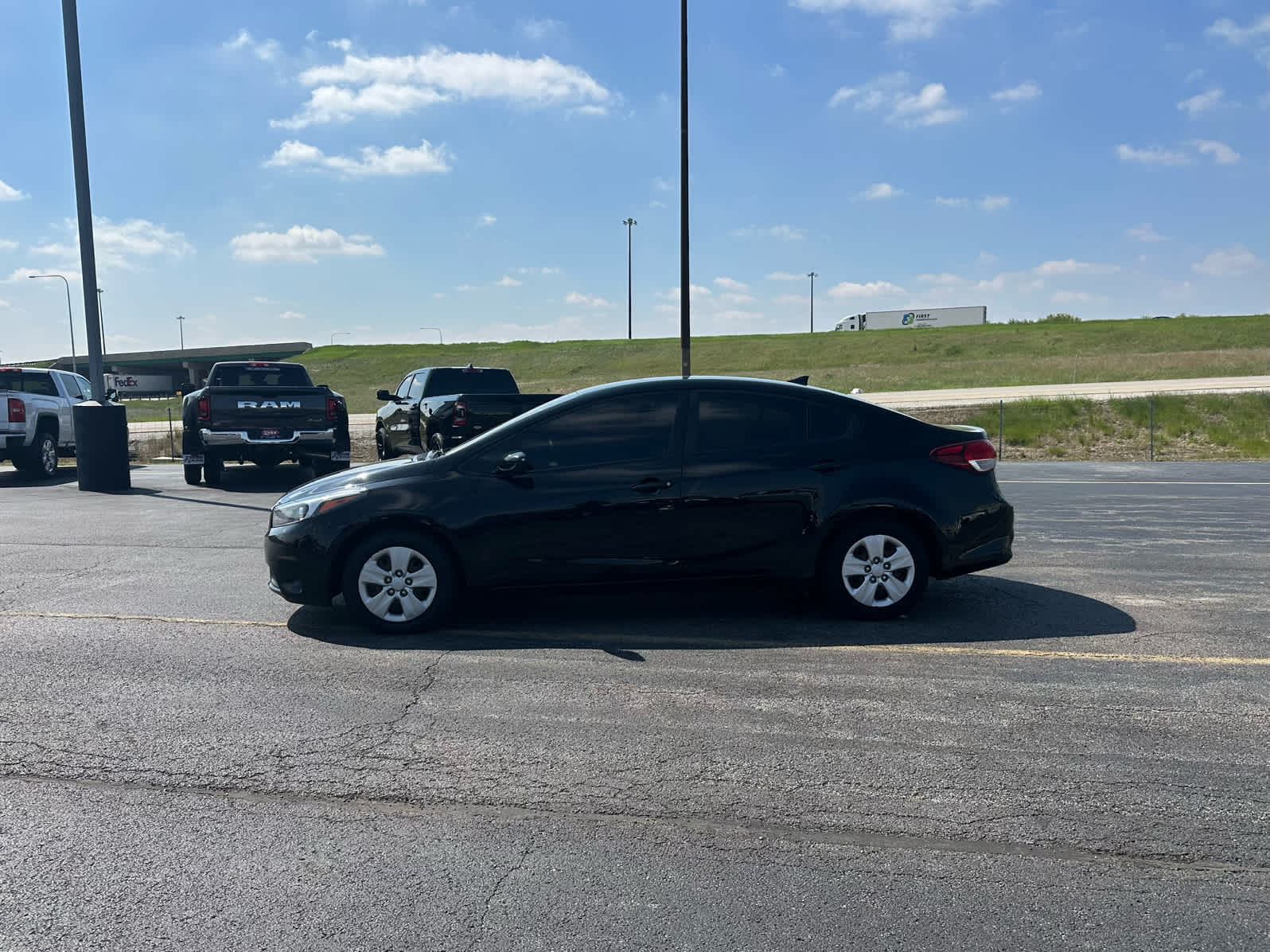 Vehicle image 2 of 33