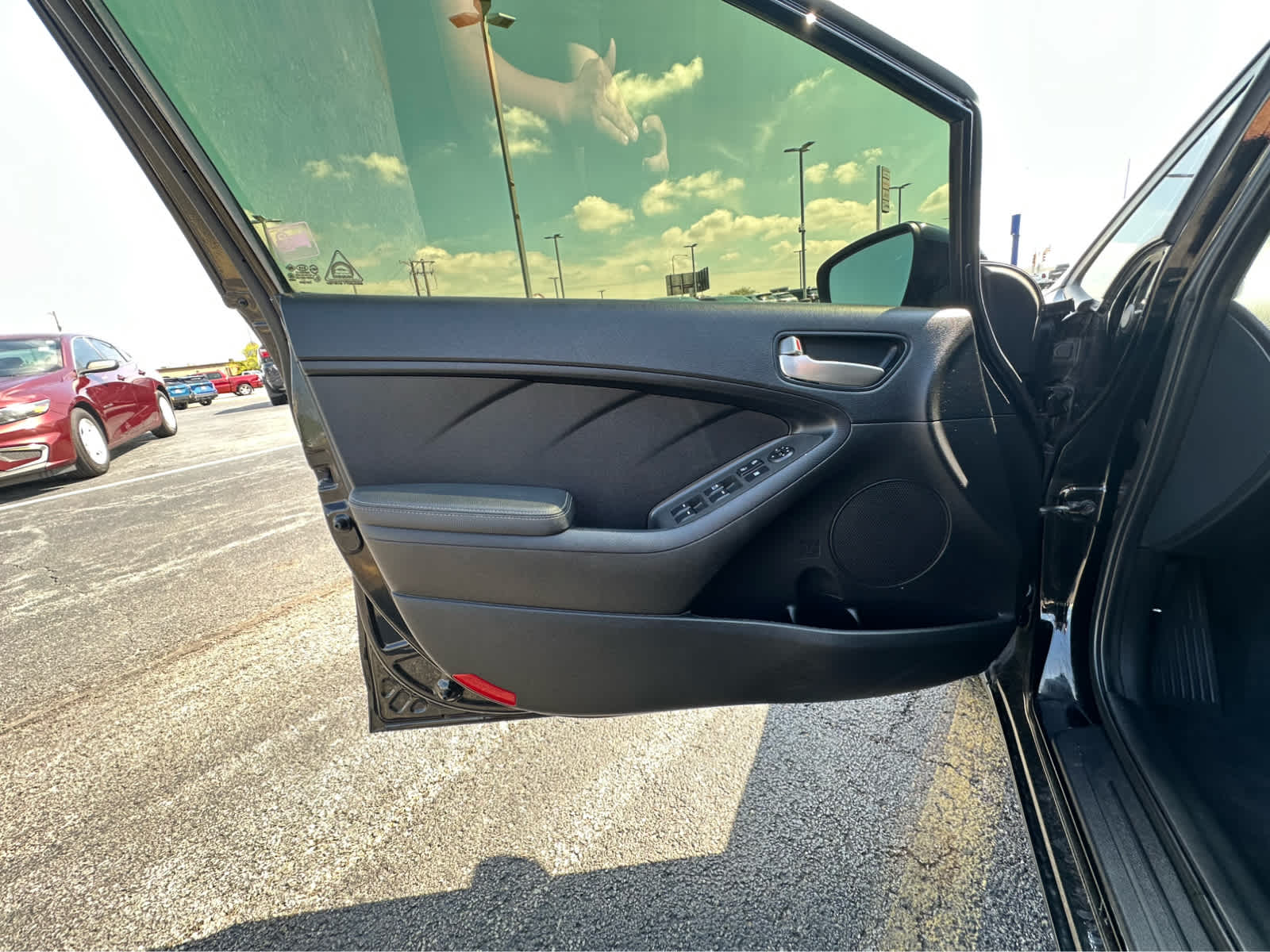 Vehicle image 12 of 33