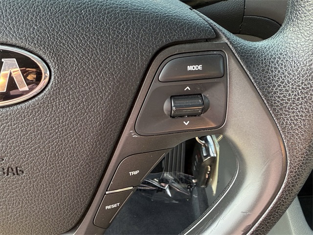 Vehicle image 20 of 31