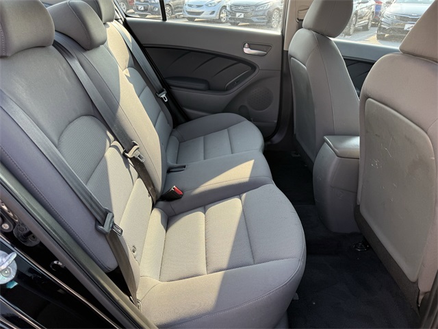 Vehicle image 11 of 31