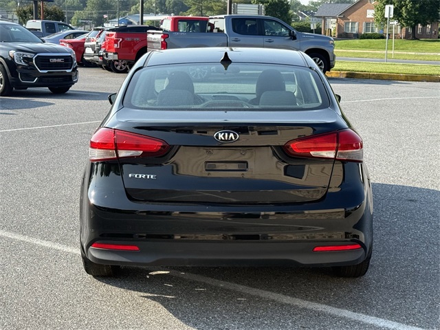 Vehicle image 6 of 31