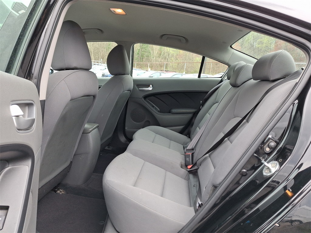 Vehicle image 10 of 30