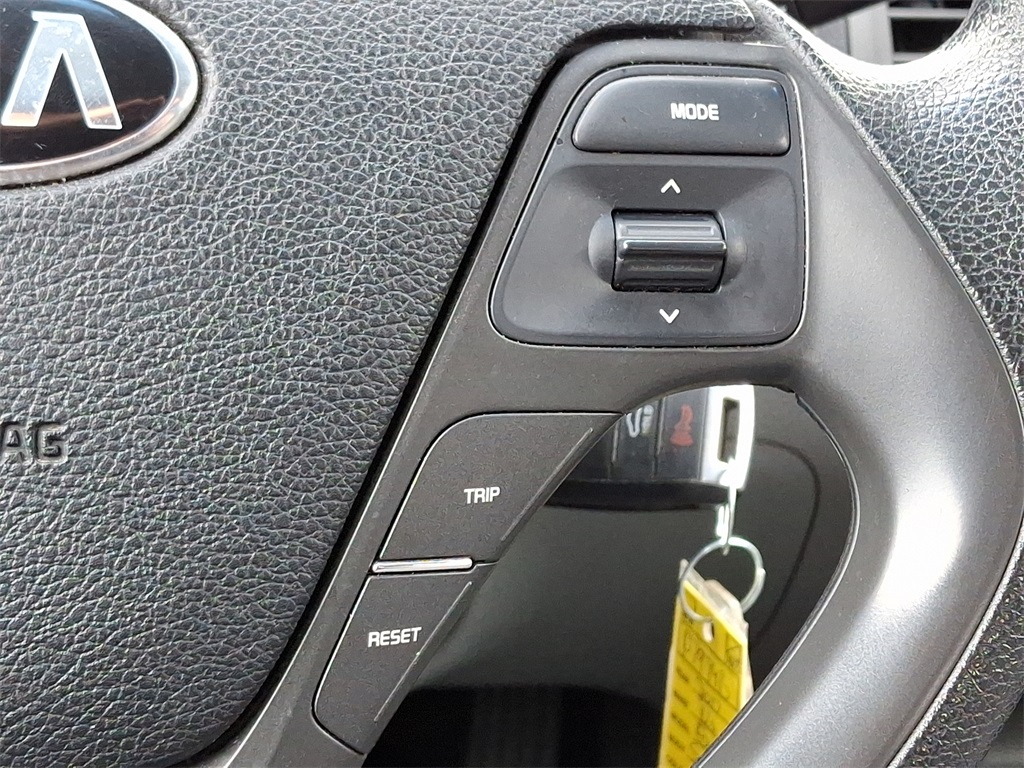 Vehicle image 20 of 30