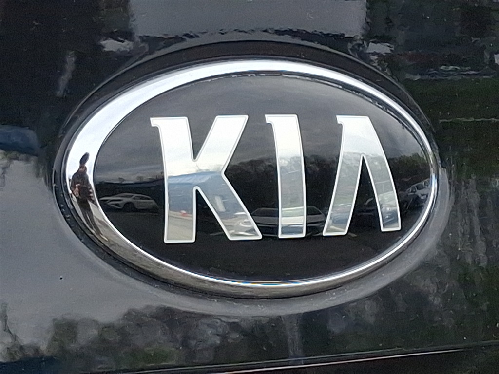 Vehicle image 29 of 30