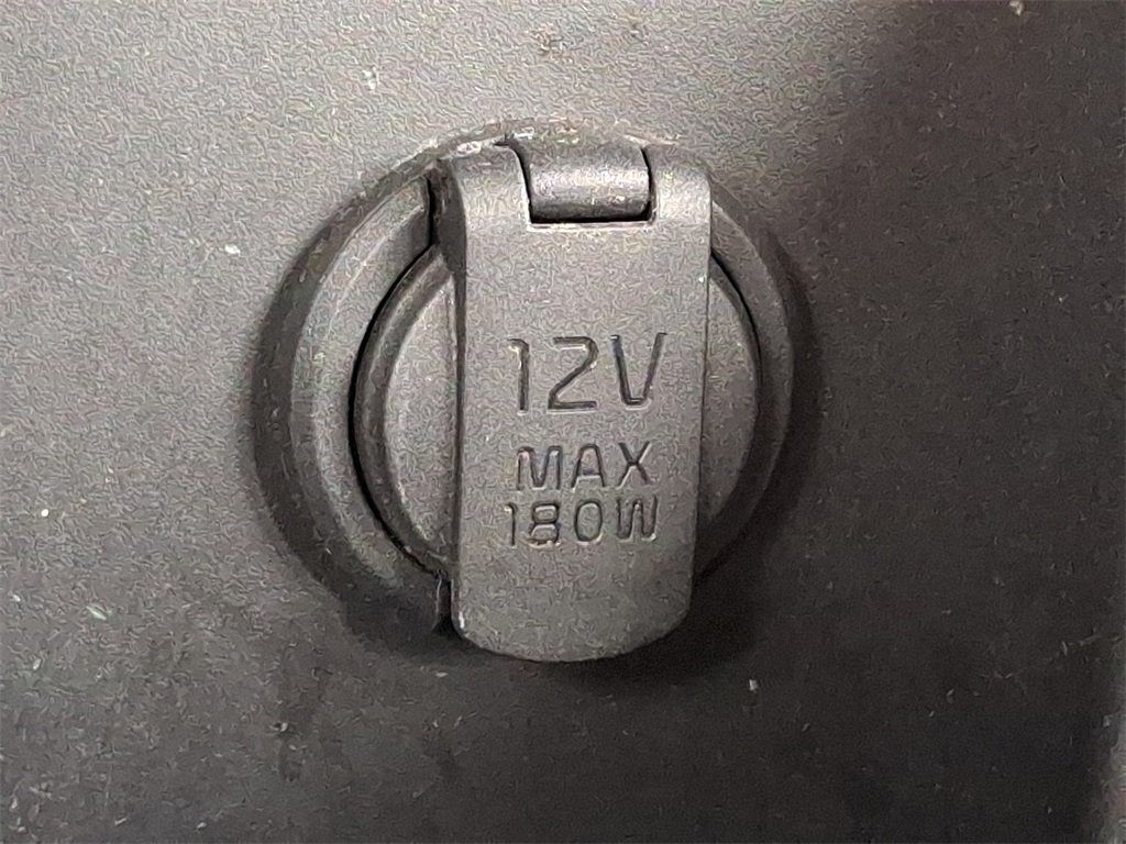 Vehicle image 22 of 30