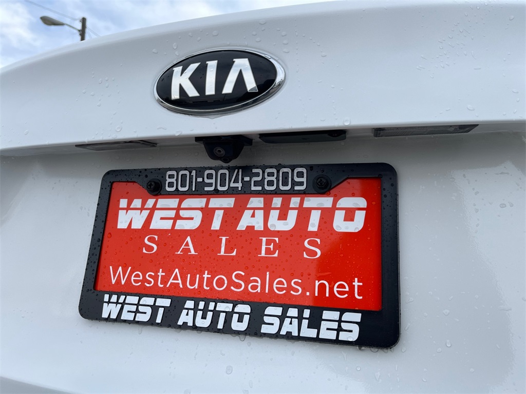 Vehicle image 26 of 35