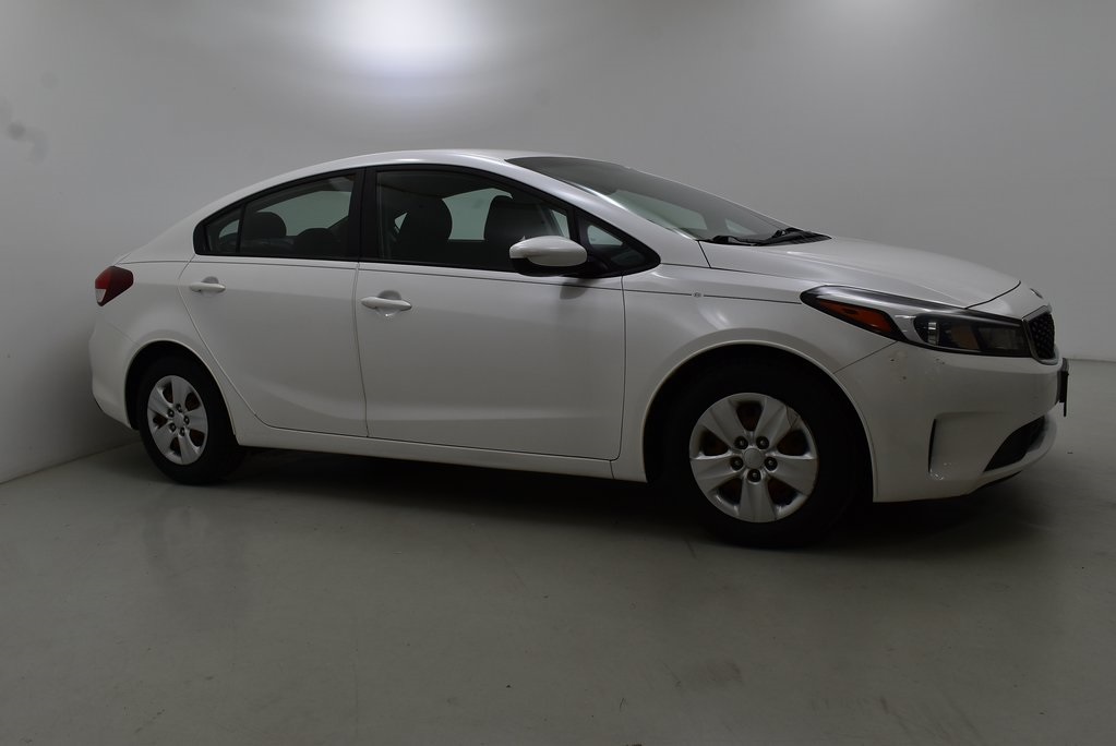 Vehicle image 5 of 27