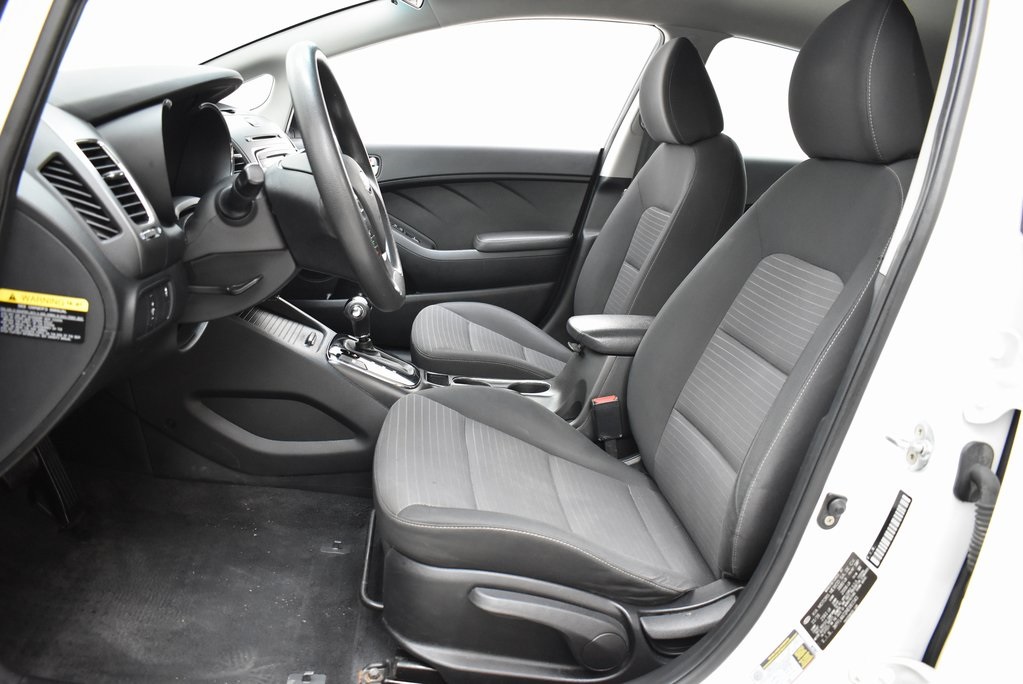 Vehicle image 18 of 27