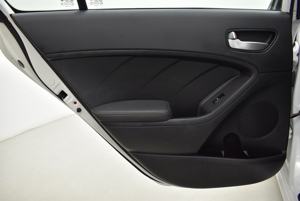 Vehicle image 24 of 27