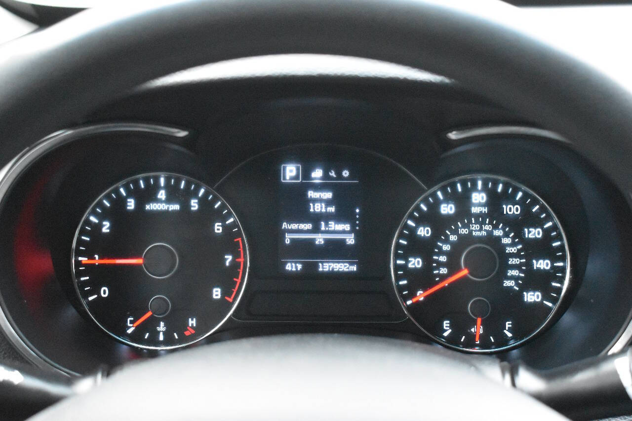 Vehicle image 24 of 38