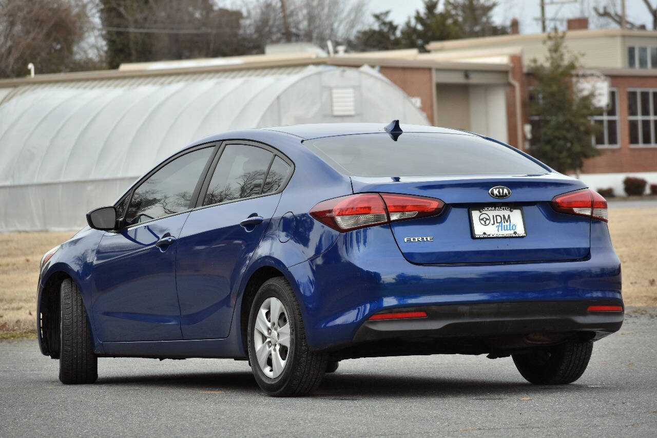Vehicle image 2 of 38