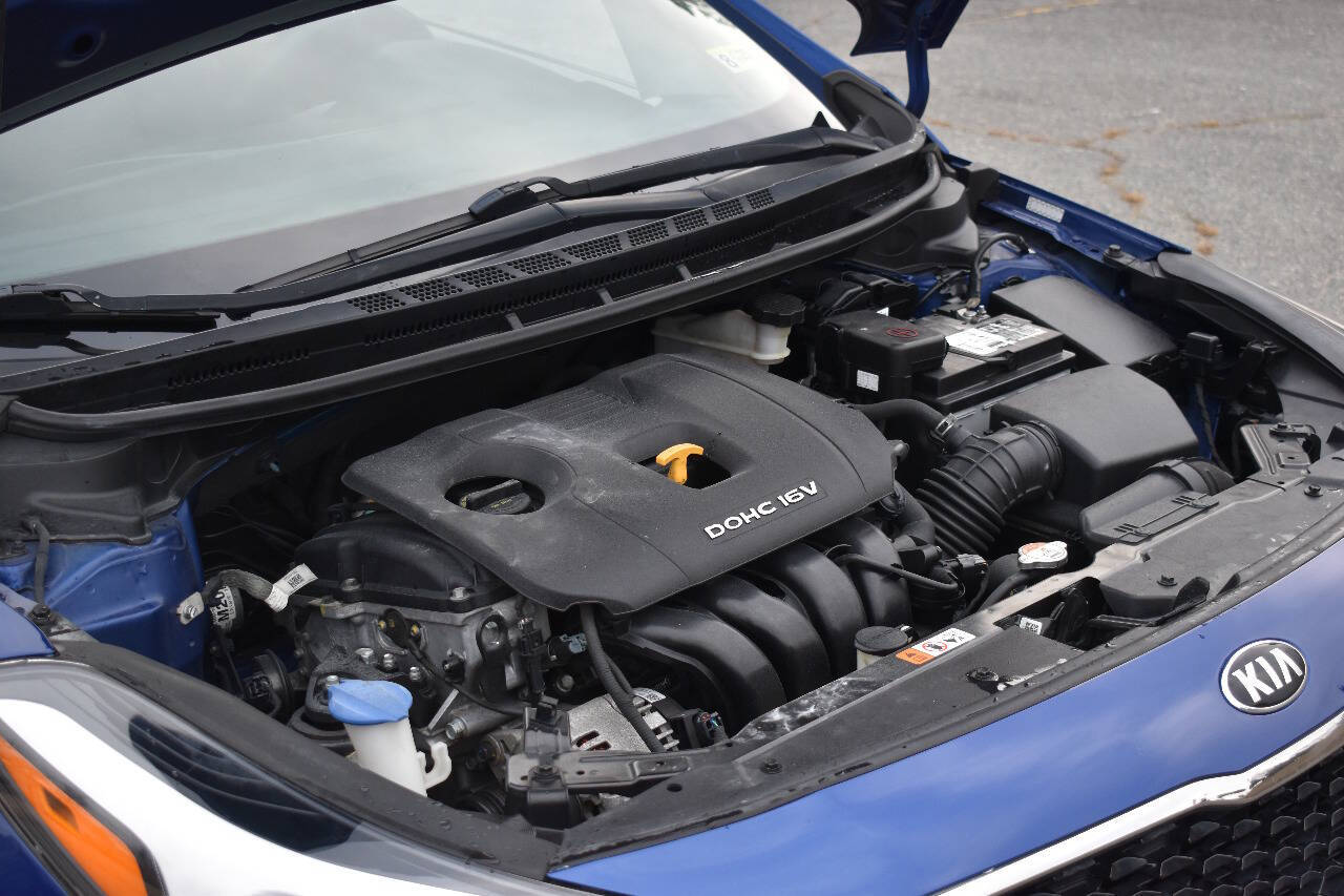 Vehicle image 36 of 38