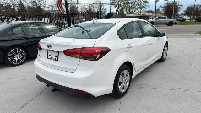 Vehicle image 2 of 15