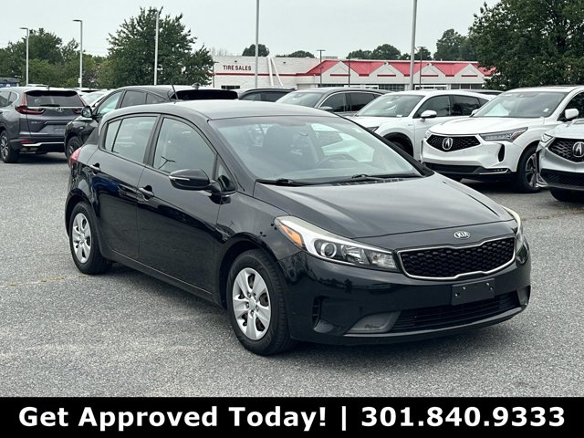 2017 Kia Forte5 LX Image 3 of 30