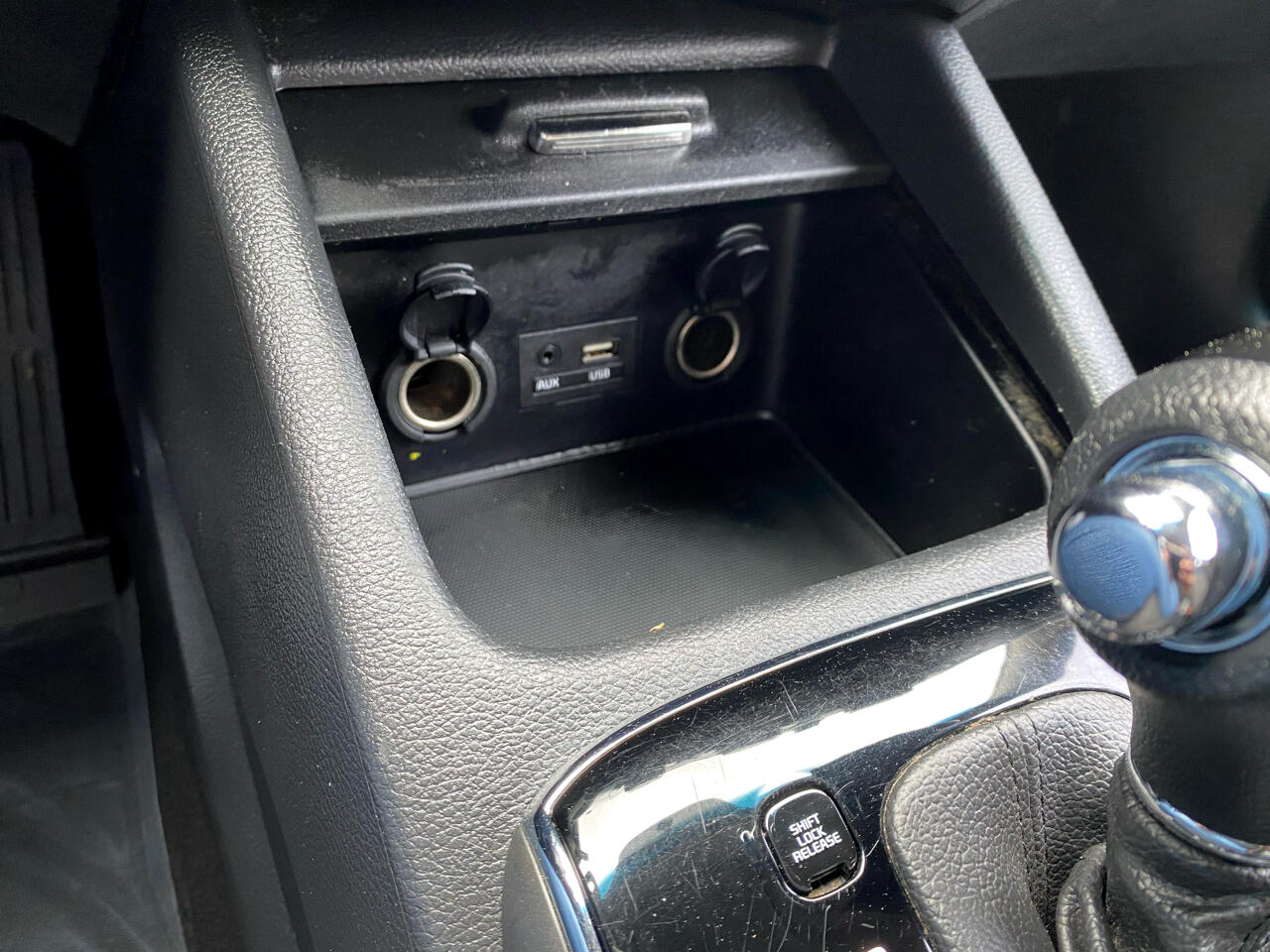 Vehicle image 22 of 55