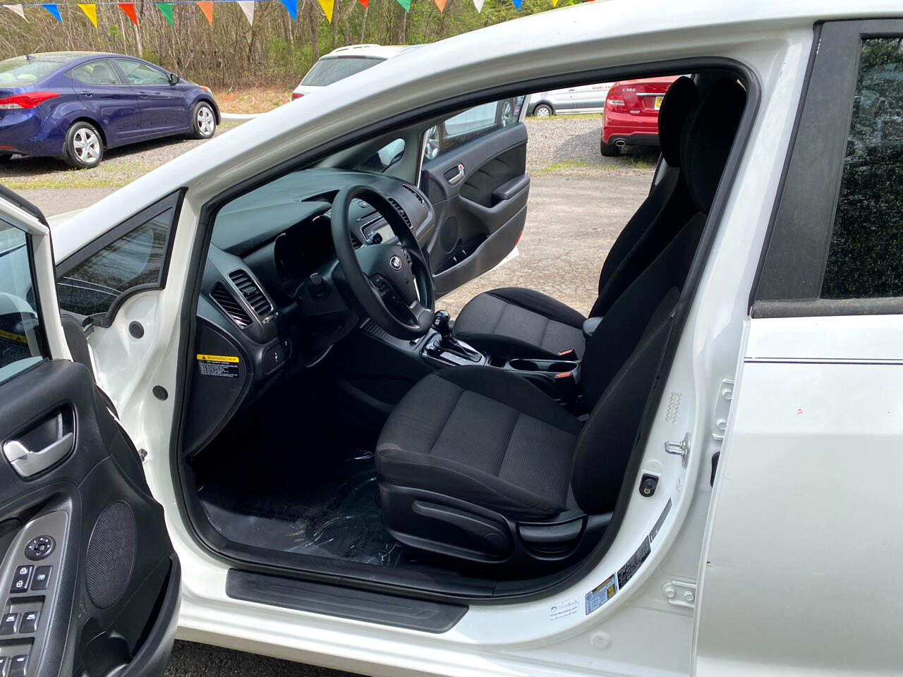 Vehicle image 40 of 55