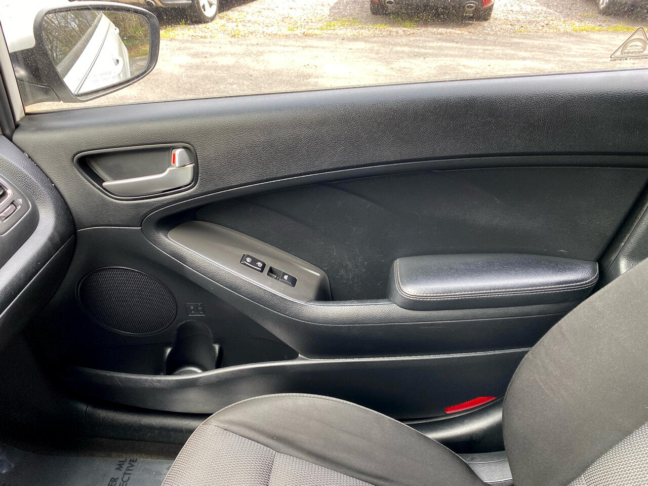 Vehicle image 27 of 55