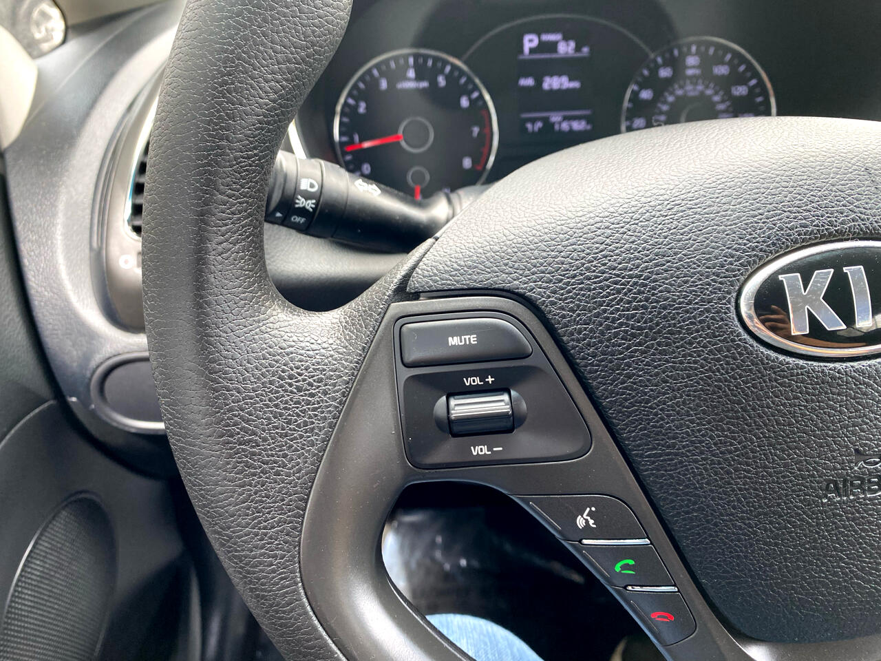 Vehicle image 29 of 55