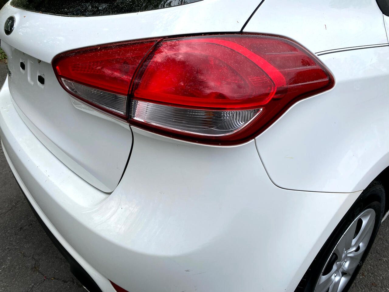 Vehicle image 18 of 55
