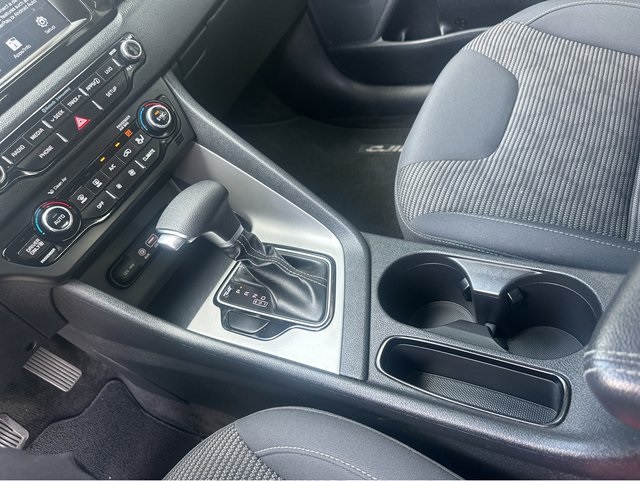 Vehicle image 30 of 41