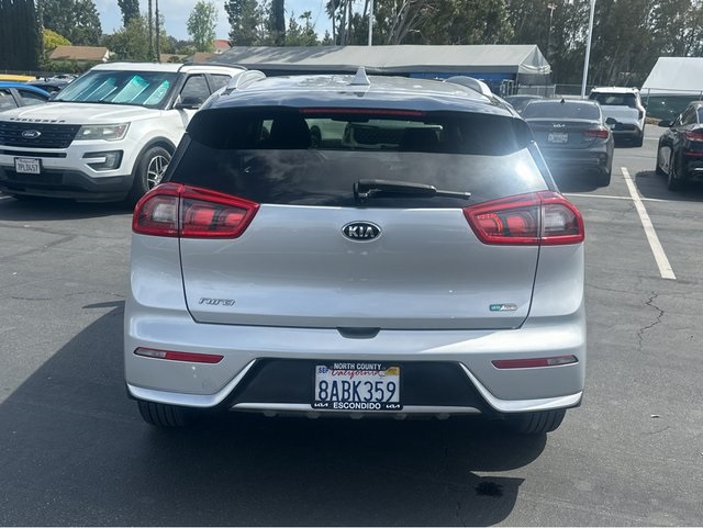 Vehicle image 4 of 41