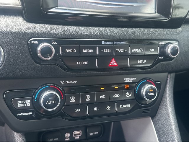 Vehicle image 26 of 41