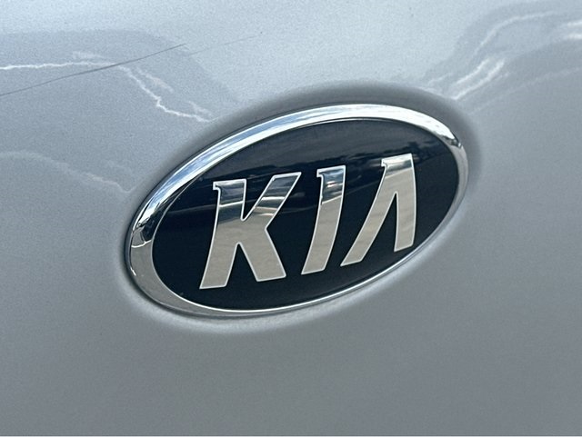 Vehicle image 20 of 41