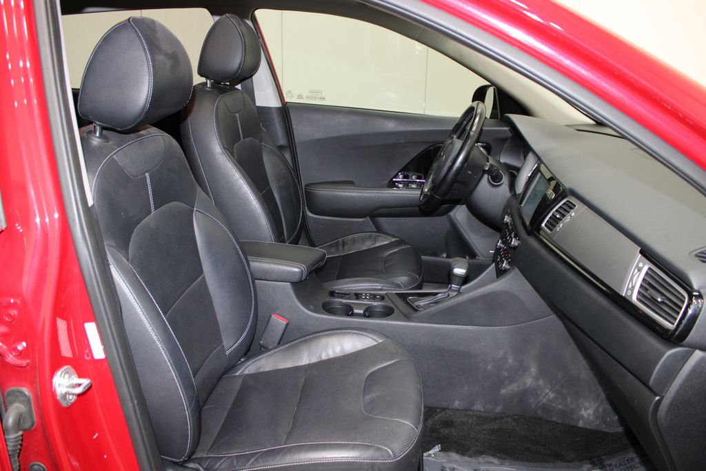 Vehicle image 12 of 45