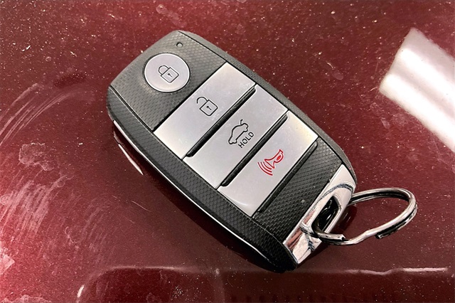 Vehicle image 11 of 32